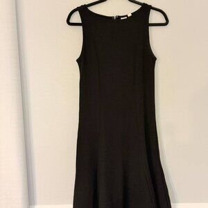 Gap Sleeveless Womens Fluted Dress Size 2 Black